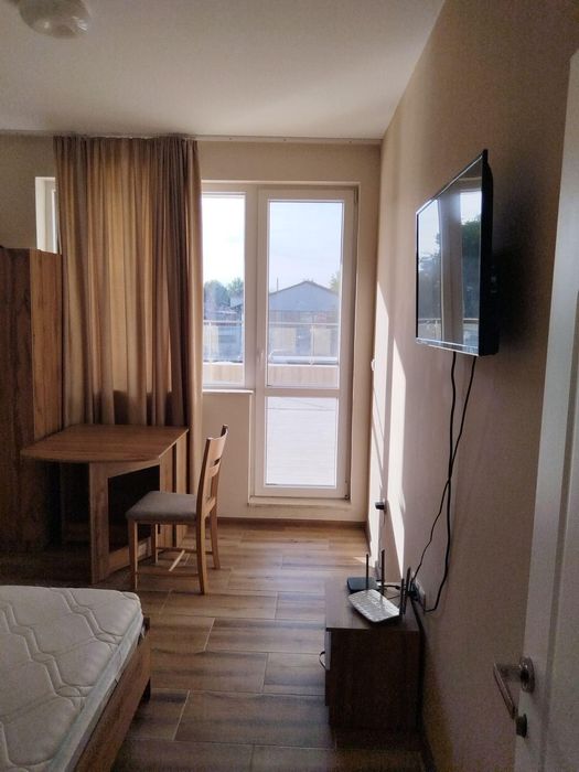 Дава се под наем Тристаен апартамент в Пловдив, Остромила - 120 кв.м за 375 € - Снимка #7