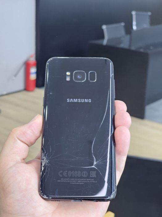 S8, в среднем состоянии. 4/64