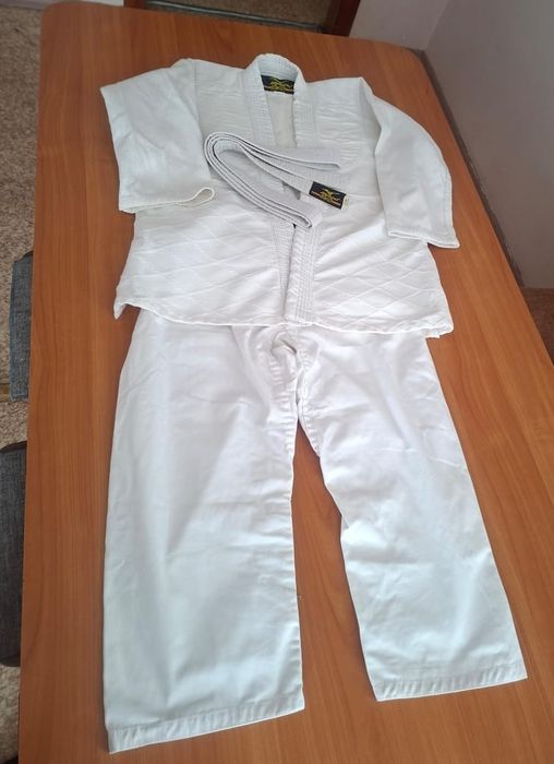 Продам Кимоно mizuno