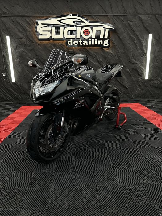 Vand  Suzuki gsxr k9 750 PRET FIX 6000 urgent