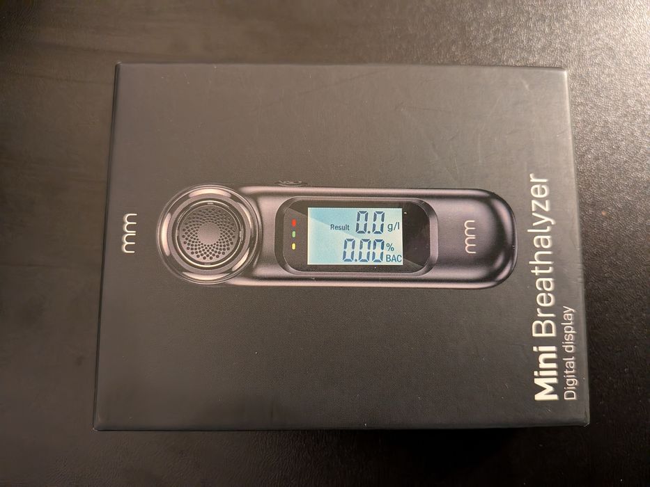 Дигитален дрегер за алкохол / Мини дрегер с екран и USB кабел (Използван)