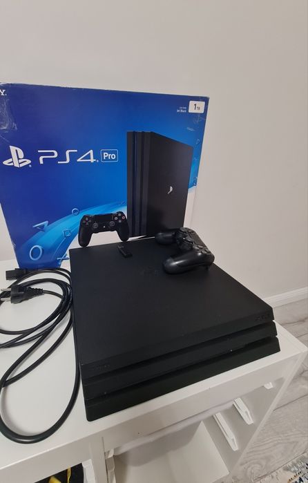 Playstation 4 pro 1 tb