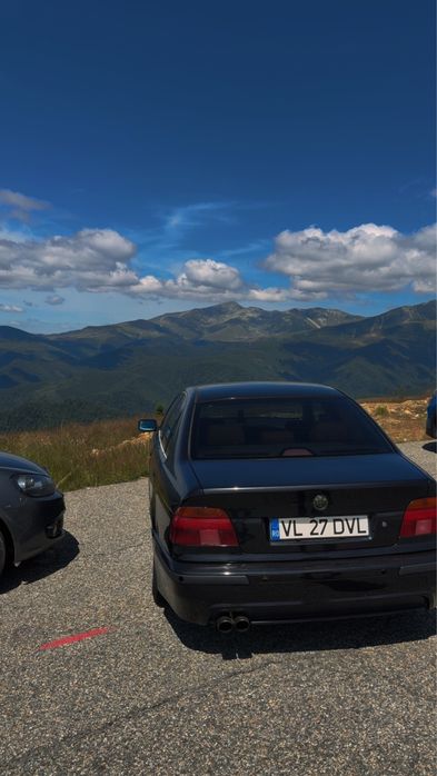 Vand sau schimb Bmw e39 520i