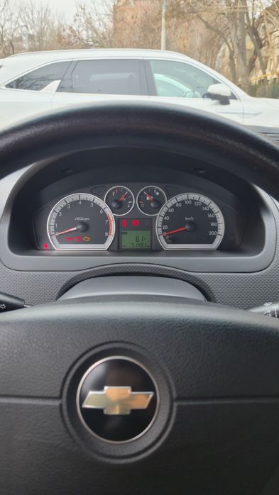 Продается Nexia 3