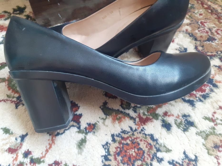 Продаём туфли срочно