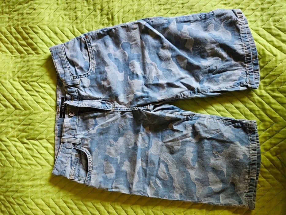 Младежки къси панталони 162-164 см. Guess, G-star