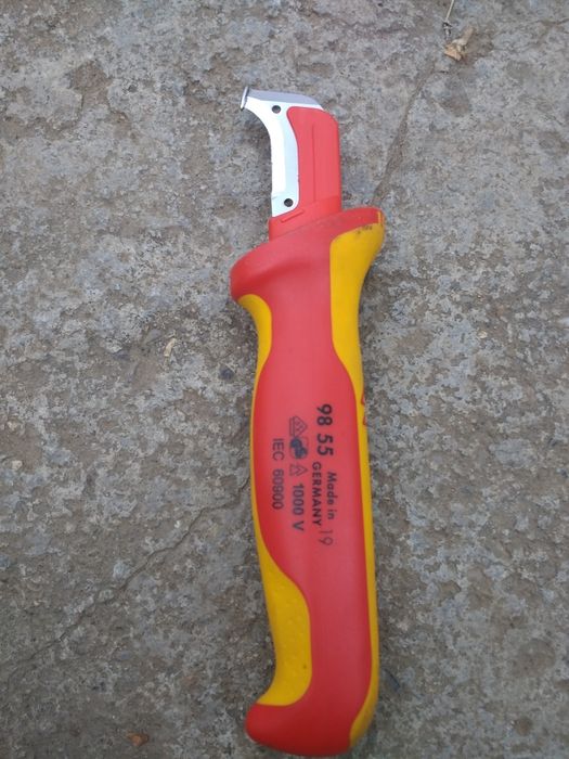 Vind catâr KNIPEX 1000V pentru Electricieni,maden în GERMANIA