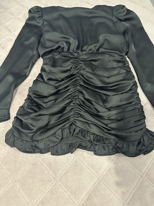 Официална дамска черна рокля с дълъг ръкав и набори, S размер