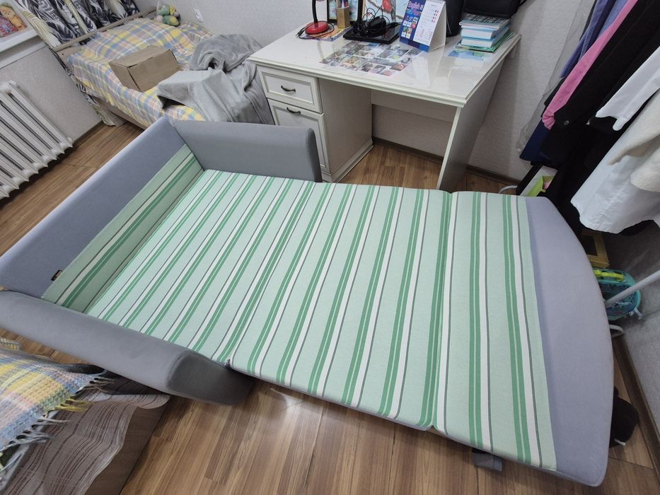 Сатамын, продаю, тахта-кресло