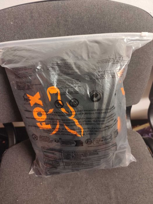 Продава се зимен комплект  L,XL pp