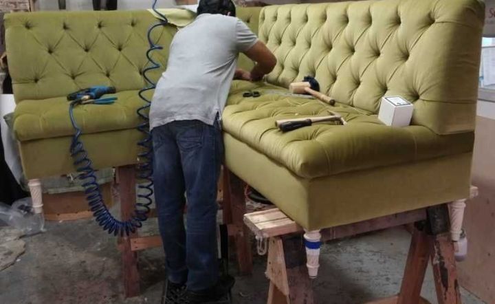 Перетяжка мебели