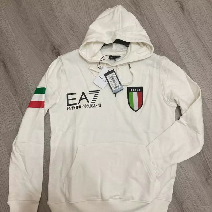 Мъжки суичъри Disquared, Armani, Nike  и др.