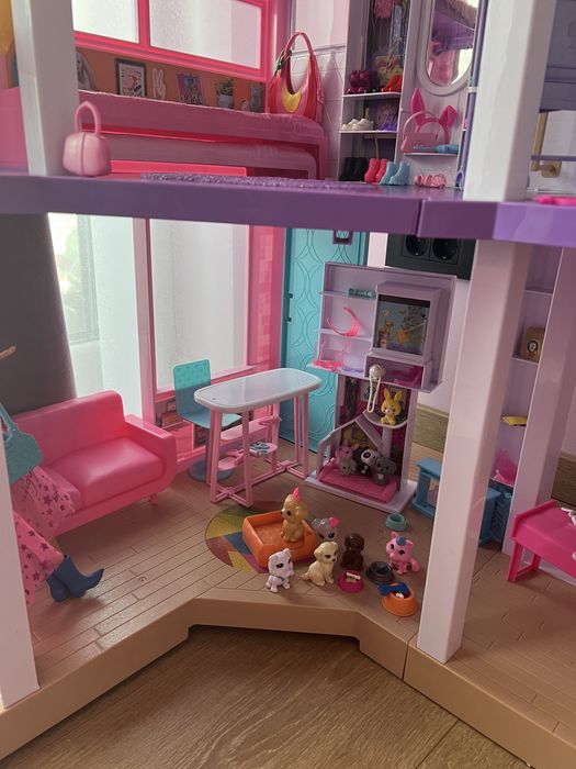 Casuta Dreamhouse Barbie