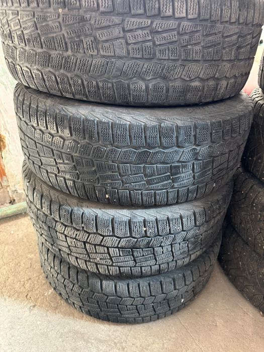 Продам зимние шины