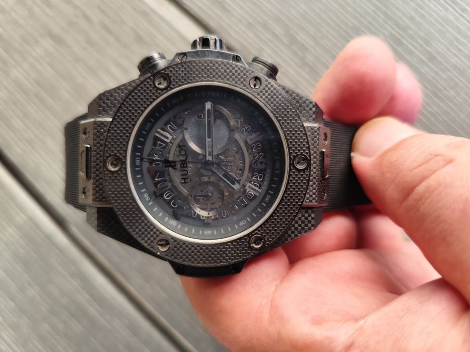 HUBLOT  big bang unico carbon!