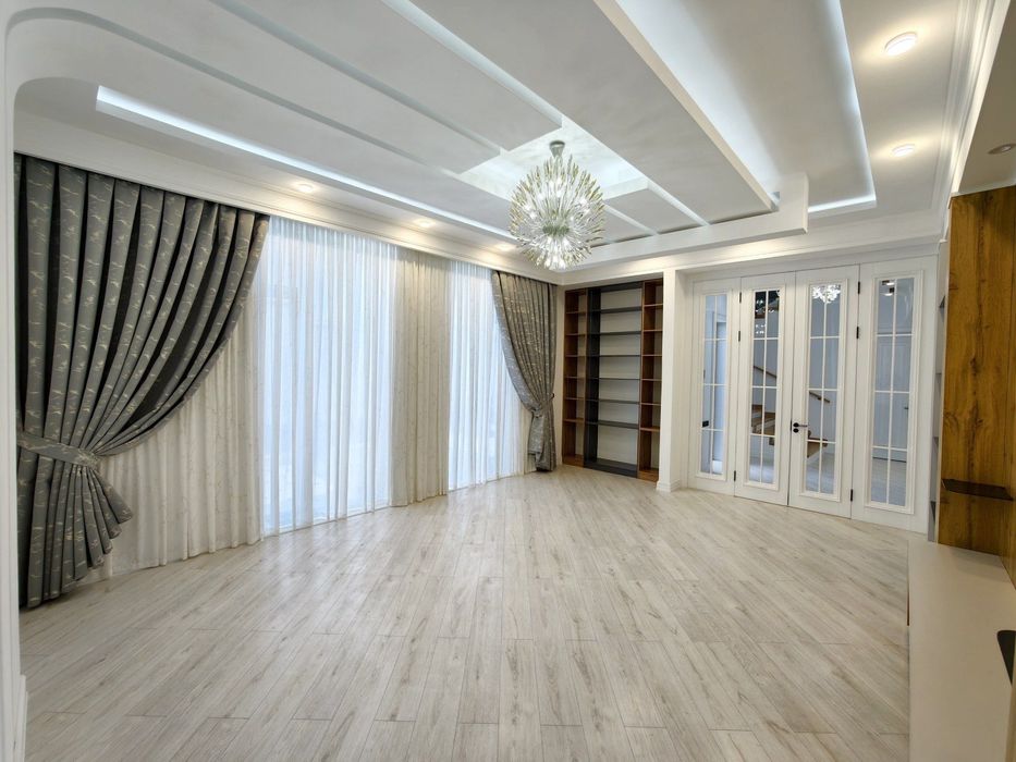 Коттедж Циалковский Олтинтепа 3.7 сотки евроремонт