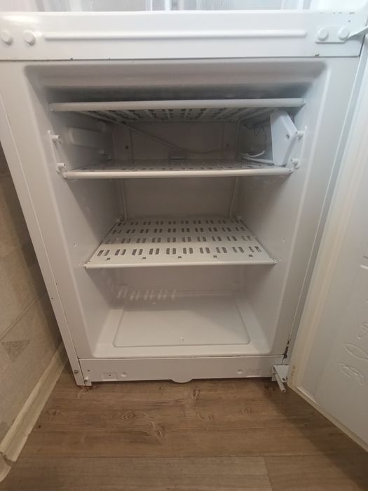 Холодильник индезит