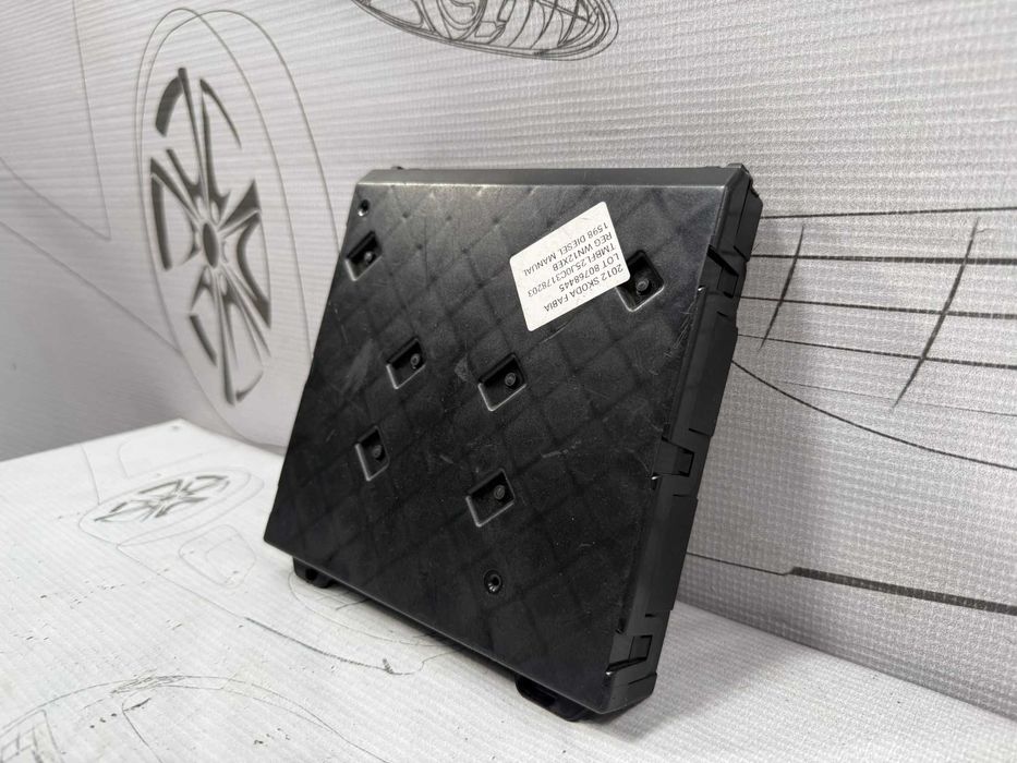 Modul confort BCM Skoda Fabia Mk2 COD: 6R7937087K 2012 / [2007-2014] / (5B2)