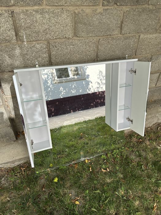 Продам зеркало ванное