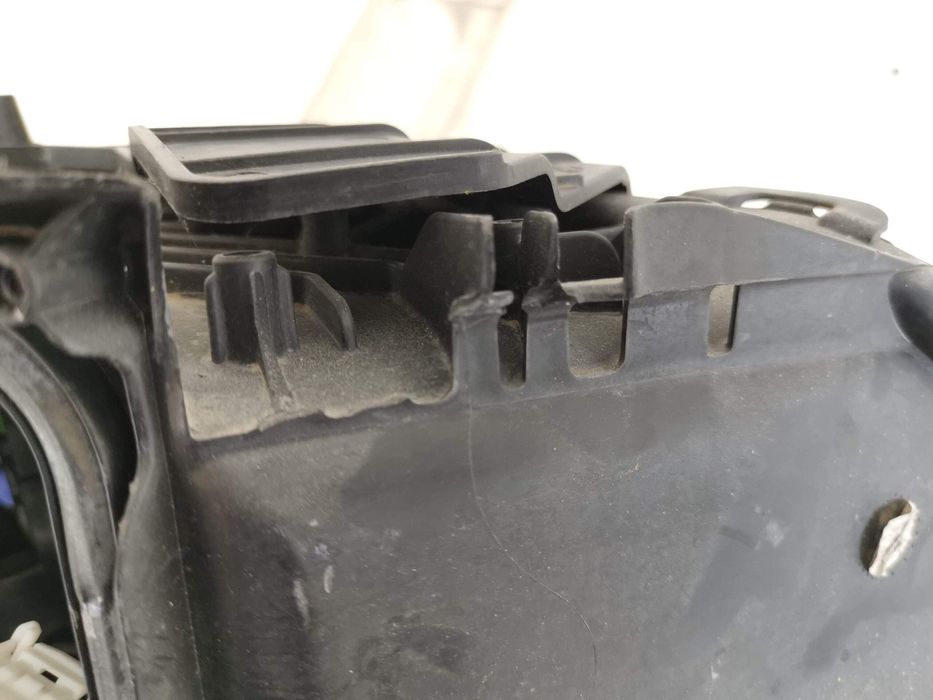 Фар Ляв Пълен Лед Пежо 308 Оригинален / Far Lyav Pulen Led Peugeot 308