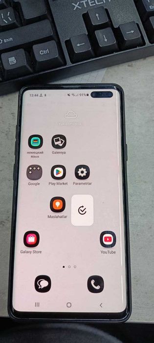 Samsung Galaxy S10 5G  8/256gb