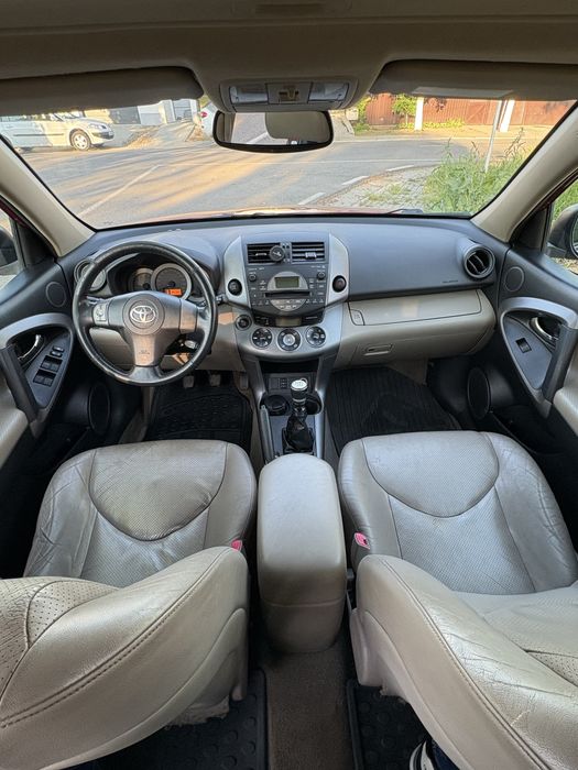 De vanzareToyota RAV-4