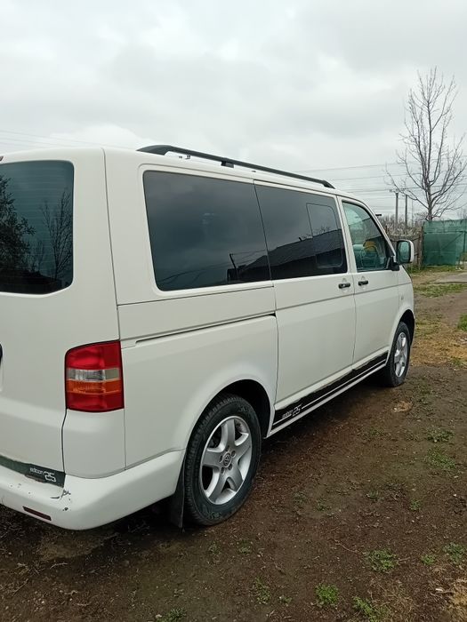 Vând transporter urgent 2,5 t5
