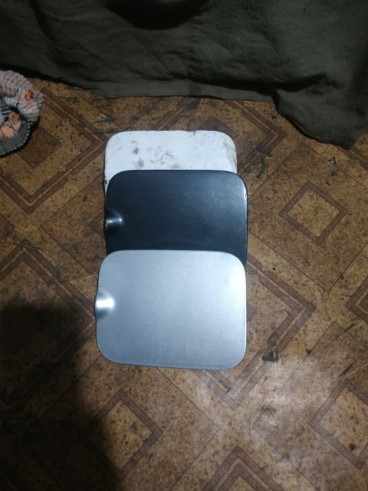 Лючок бензобака БМВ Е-34