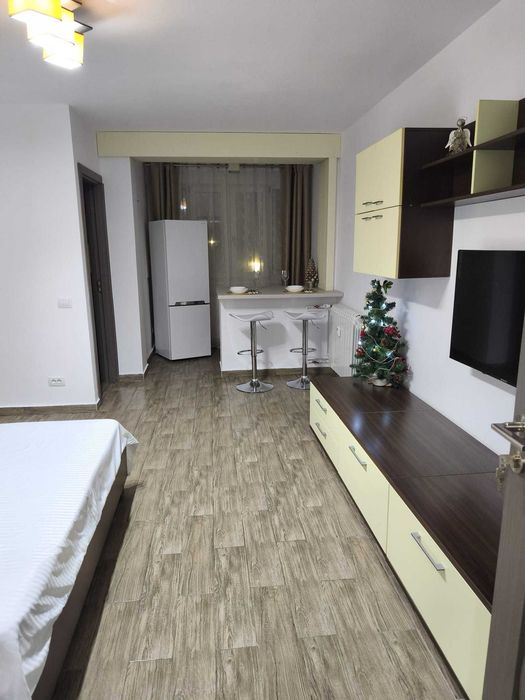 Inchiriez garsoniera complet mobilata si utilata Craiova Brazda