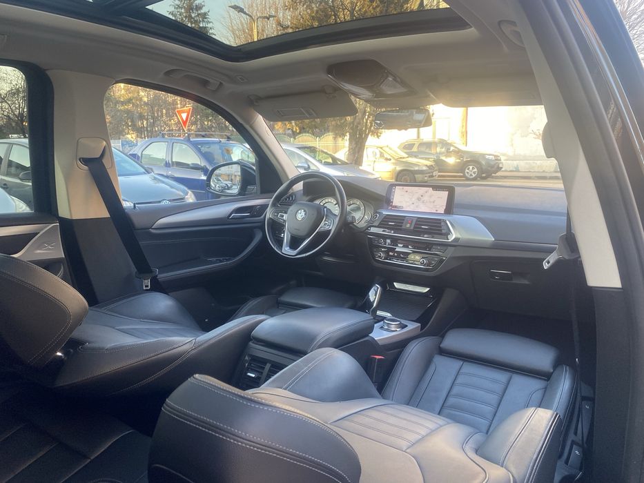 BMW X3 2,0d euro 6 Navi Mare Panorama Ceasuri plasma