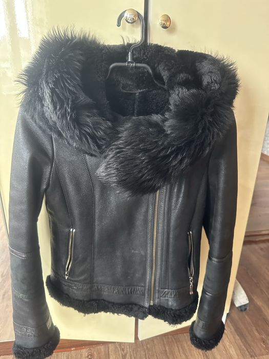 Продам дубленку короткую