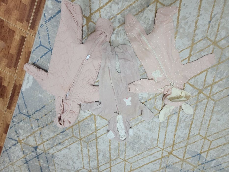 Срочно продается детская обувь, одежда