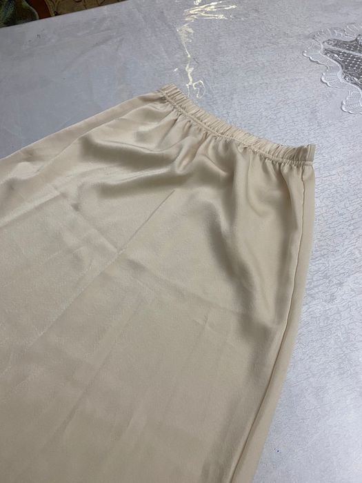 Очень красивое молодежное платье.