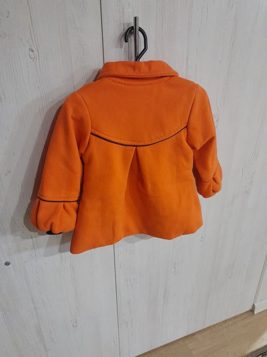 Продам осеннее пальто.