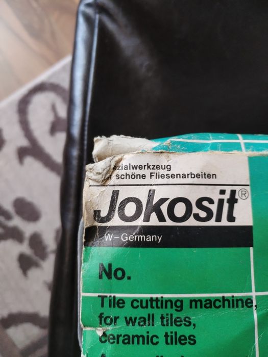 Mașină de tăiat gresie și faianță Jokosit