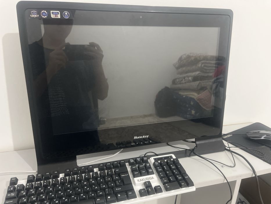 Продам моноблок huntkey ha210b