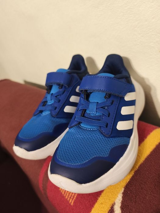 Adidas Cloudfoam 31 (19cm) impecabile