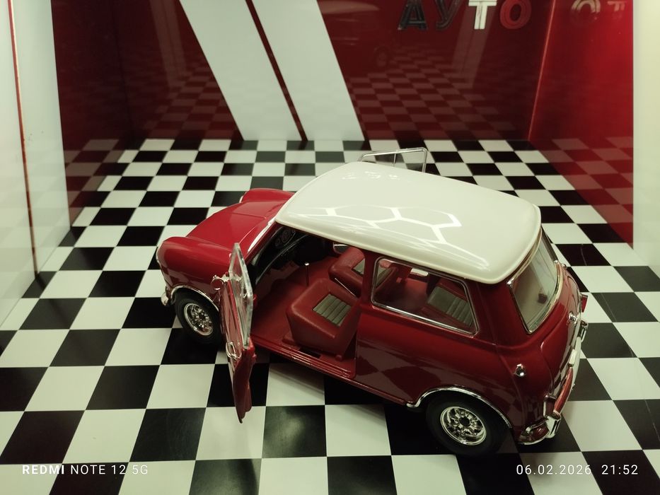 Мини мащаб 1:16 на Solido