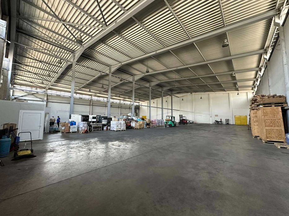 Складова база в гр.Пловдив -  Кукленско шосе!