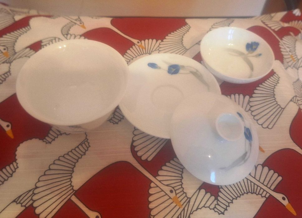 Порцеланов сервиз за чай или кафе