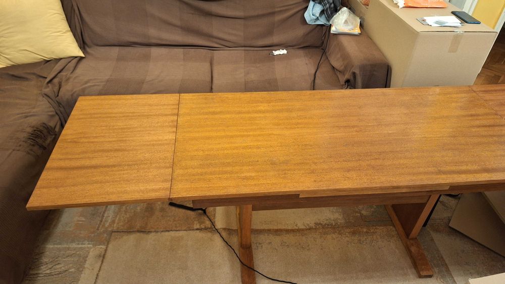 Холна маса разтегателна