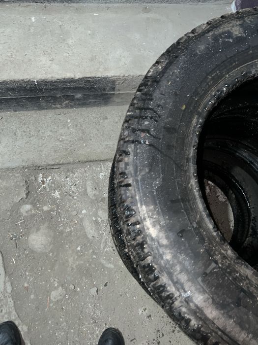 Продам шины 215/65/16