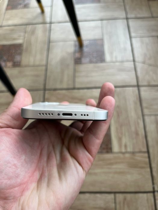 12 айфон в отличном состоянии