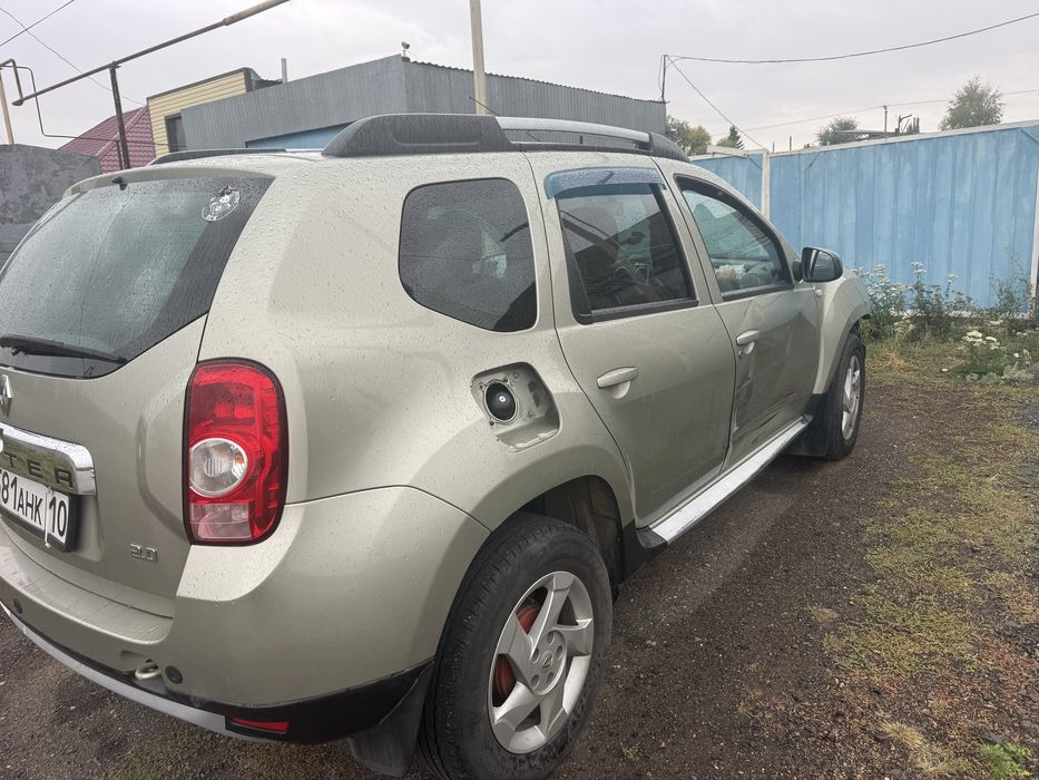 Продам Renault Duster на ходу.