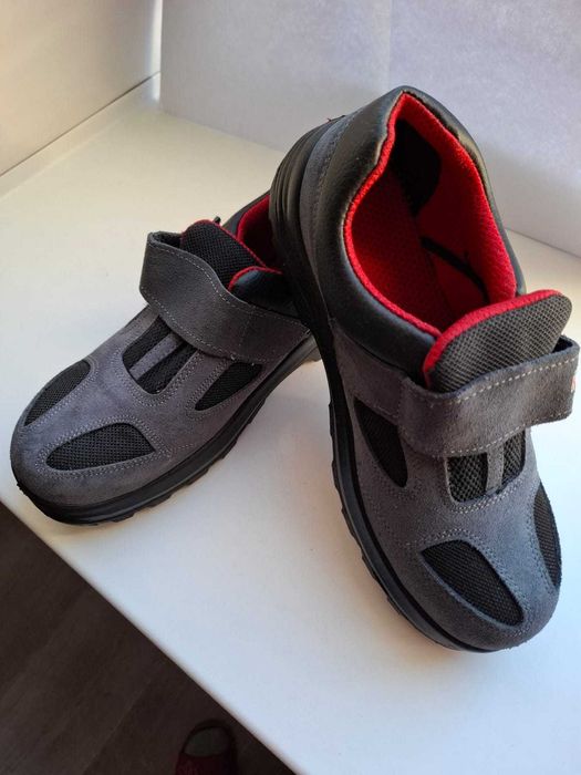 Продам спец.обувь, рабочие ботинки, новый