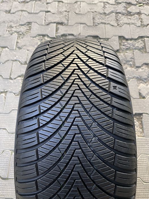 Kumho 235/50R18