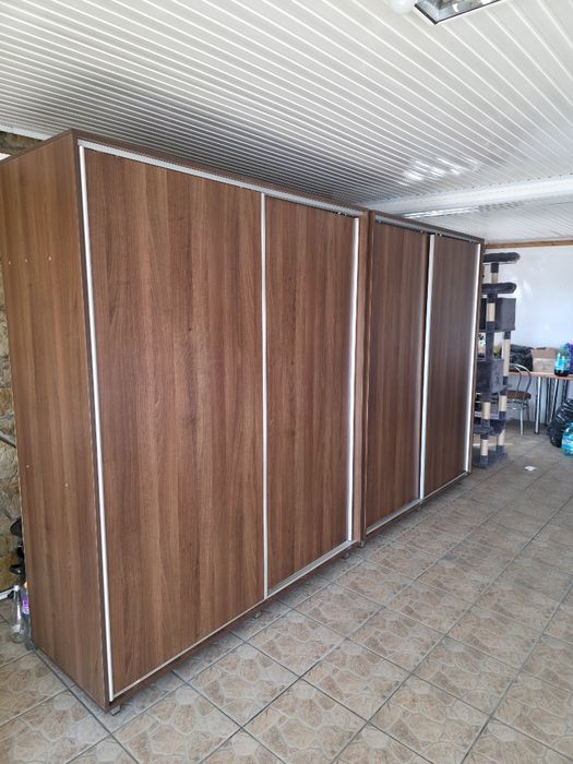 Dulap pentru dressing cu uși pe șine