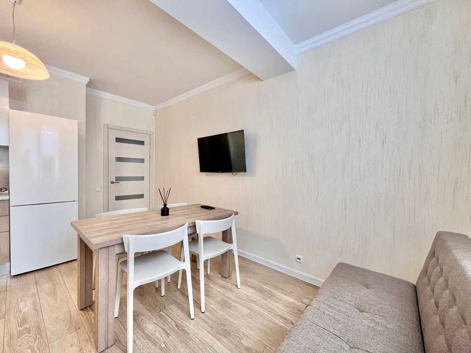 Дава се под наем Едностаен апартамент в София, Дружба 2 - 52 кв.м за 375 € - Снимка #1