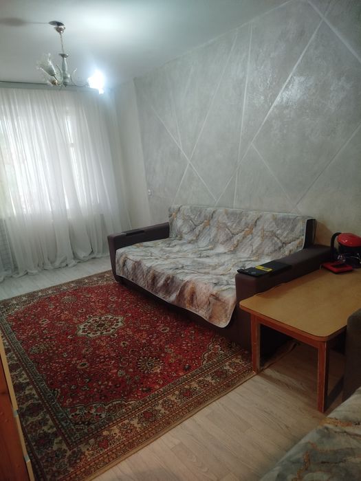 Продам квартиру р он Омега