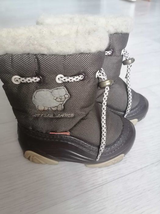 Продам детскую обувь разных размеров